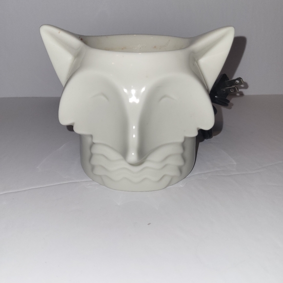 Yankee Candle Tart Wax Warmer- Fox - Picture 1 of 8